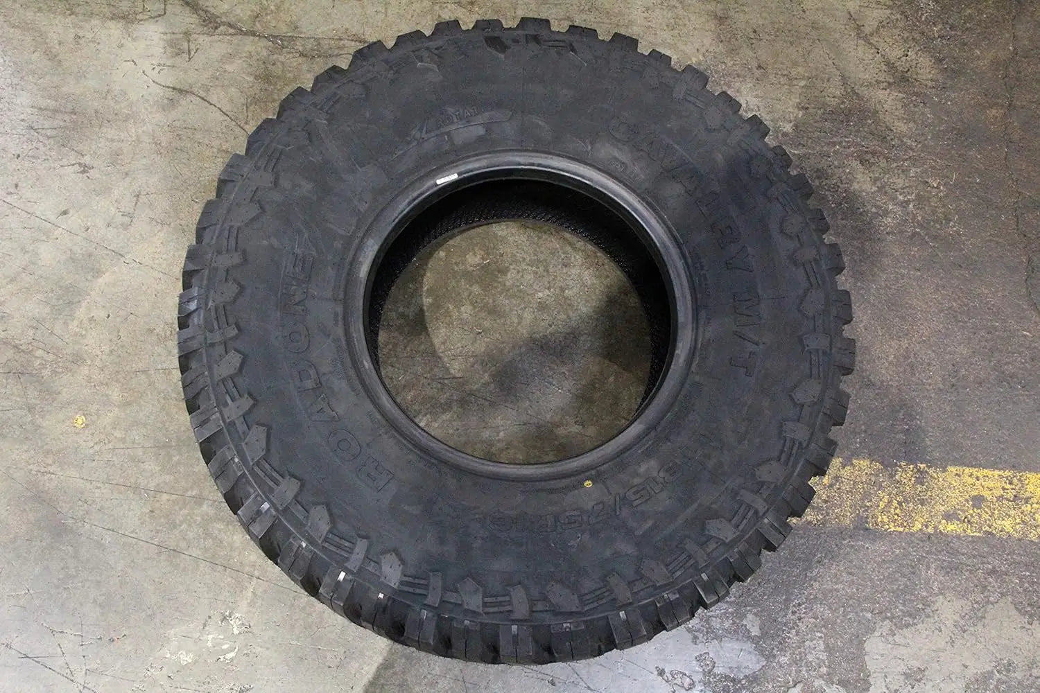 Road One Cavalry M/T Mud Tire RL1290 315 75 16 315/75R16