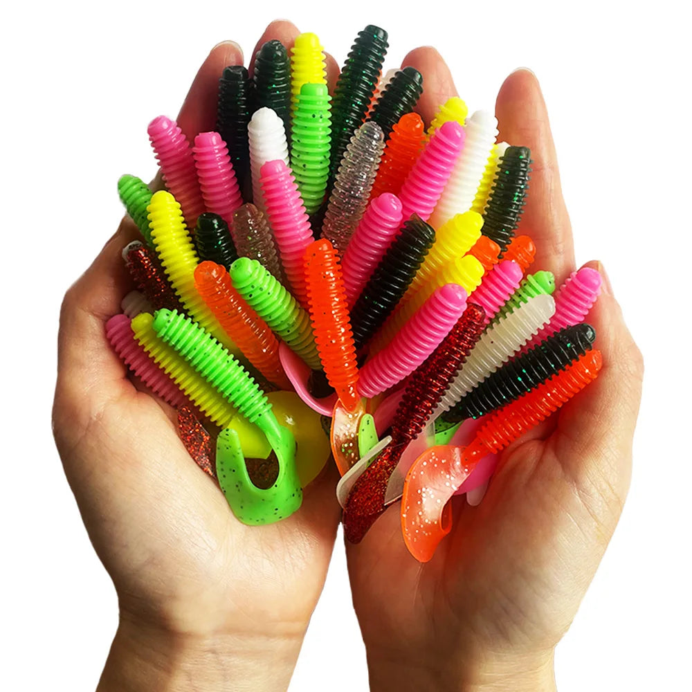 1PC- 100PCS Silicone Bait Fake Fish Wobblers Crankbait Lures Artificial